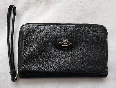 Coach Black Leather Wallet Pre Owned • $12.99