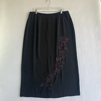 Venezia Jeans Clothing Co Skirt Women Size 18  Black Floral Embroidery • $20.97