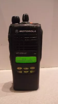 Motorola HT1250 LS+ UHF 450-512MHz 4W 16CH Two Way Radio AAH25SDH9DP5AN • $71.99