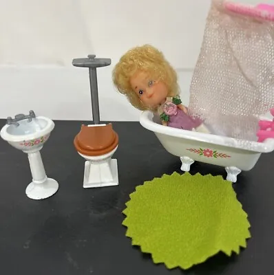 Mattel The Littles Bathroom Doll House Bathtub Shower Toilet Sink Doll Green Rug • $14.99