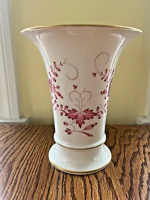 Meissen Porcelain Indian Flower Vase - 6.75  Tall • $165