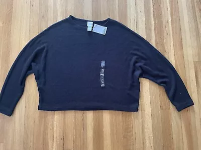 H&M Sweater Women Sz Small NWT • $10