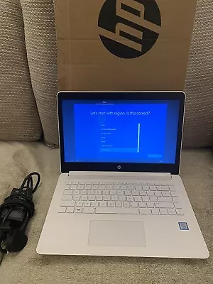 HP Notebook 14-bp060sa Intel Core I3 6th Gen 500GB Webcam Bluetooth 4GB RAM • £35