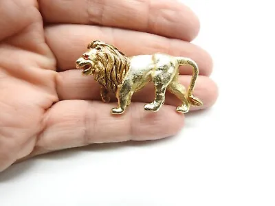 Red Eyed Brown Enamel Mane Gold Tone Metal Lion Brooch Vintage • $12.97