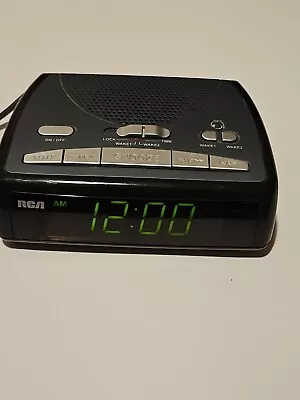 RCA Multi-Function Dual Wake Alarm Clock AM/FM Radio Model RP5400A Tested Works! • $18