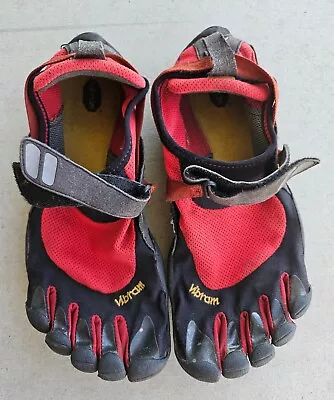 Vibram Fivefingers Men’s Barefoot Running Shoes Size 43 US 9.5-10 Red Black • $39.95