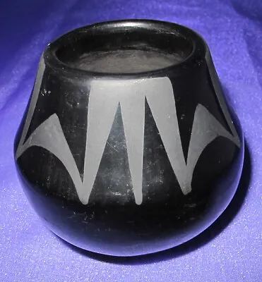 Maria Martinez San Ildephonso Pueblo Pottery ~ Black On Black • $1250