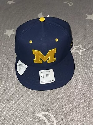 Michigan Wolverines Nike AERO TRUE PERFORMANCE CAP FITTED HAT 7 3/8 • $64.95