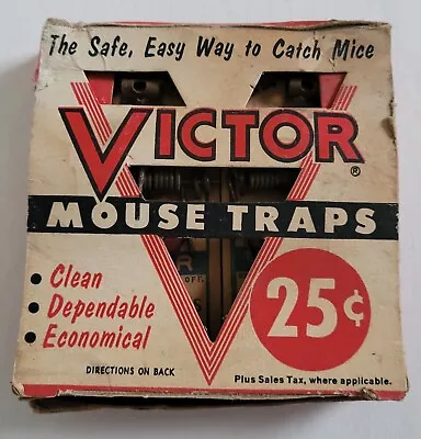 Two Vintage Victor Mouse Traps In Original Box From 1955  • $12