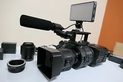 SONY NEX-FS700R 4K RAW PRO Cinematic Video Camcorder 18-200 E PZ Lens + EXTRAS • £1679