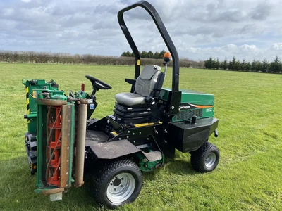 £5199 • Buy 2008 (58) Ransomes Highway 2130 Triple Cylinder Ride Sit On Lawn Mower Parkway