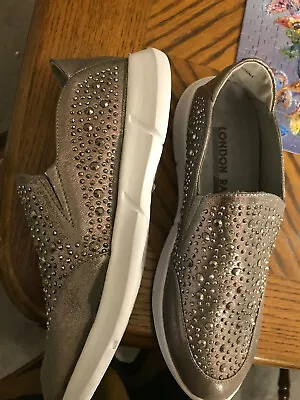 NWOB London Rag Activ Size 9 Grey Slip On Sneakers With Sequins • $32