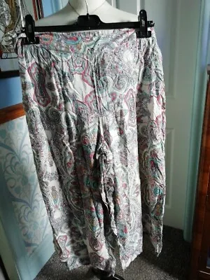 M&S Collection Lightweight Cullottes In An Attractive Paisley Pattern 16... • £6.50