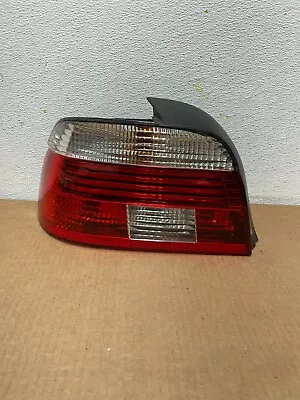 2001 2002 2003 BMW 5 Series E39 Left Driver Lh Side Tail Light Oem 4839N DG1 • $78.90