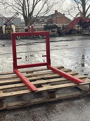 Compact Tractor Pallet Forks • £180