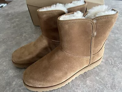 UGG Cory II Bootie (Size 7.5) 1125792  Chestnut  Women's Boots NEW Old Stock • $59