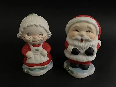 Vintage Santa And Mrs Claus Ceramic Figurines 3 1/2” • $14.99