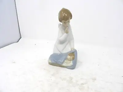 Lladro Guardian ANGEL WITH CHILD Sleeping Infant Baby Porcelain Figurine 4635 • $35