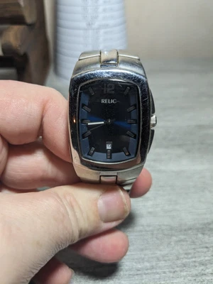 $19.99 • Buy Men's Relic By Fossil Big Midnight Blue Dial 35mm Rectangle Watch ZR77060 EUC BO