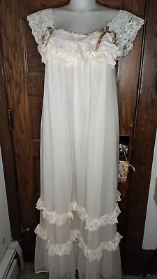 VINTAGE 1960s NYLON CHIFFON NIGHTGOWN LINGERIE Cream Lace Bows DRESS 40-42  Bust • $29.99