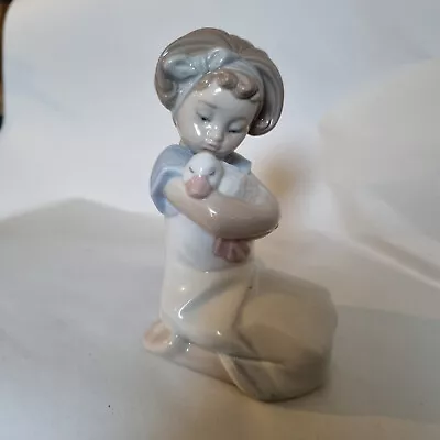 £5 • Buy Nao By Lladro Girl With Duck