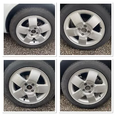 Renault Clio Alloys  • £100