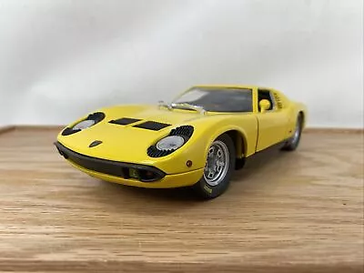 1/18 Anson 1971 Lamborghini Miura Yellow Part # 30302 NO BOX READ ! • $0.99