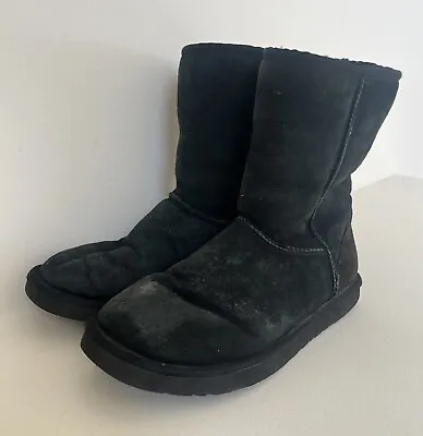 UGG Classic Short Black Suede Boots 5825 Women’s Size 10 • $35