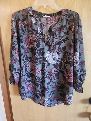 Women's Maurices Long Sleeve Flower Design V-Neck  Size XL • $15