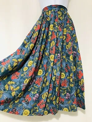 Vintage Skirt Floral Linen Retro Blue Ditsy Flowers Blend Gardener Size 10 Boho  • £29.75