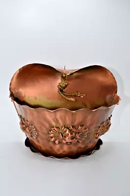 Vintage Gregorian Copper Hand Hammered No.821 Wall Hanging Planter/Sconce • $35