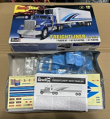 Revell 1/32 Scale Snap Tite Freightliner Truck Trailer Model Kit / OPEN BOX NEW • $69.99