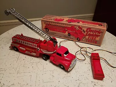 Vintage Electric Ladder Fire Truck W/Box 1954 GMP • $145