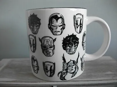 Marvel Super Heroes Mug • £3.65