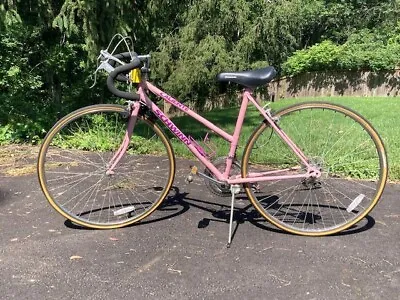 Schwinn Vintage Lady's Bike 27  Tires 10-speed  Caliente  Pink • $300