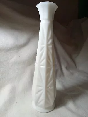 Vintage Milk Glass Bud Vase 9 Inches Tall White (937) • $2.99