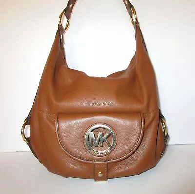 Michael Kors Pebbled Leather Hobo Bag Fulton Brown Large Logo Flap Pocket • $54