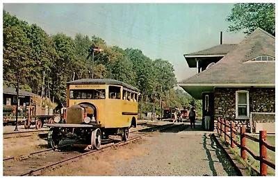 Morris County Central Railroad Yellow Railbus At Whippany New Jersey S-79664 • $4.99