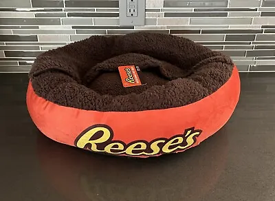 Reese’s Peanut Butter Cup Promotional Hideaway Pet Bed Small Dog/Cat NWT • $49