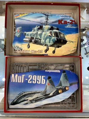 £0.99 • Buy Zvezda - Russian Marine Support Helicopter & Mig Aircraft - Both Mostly Complete