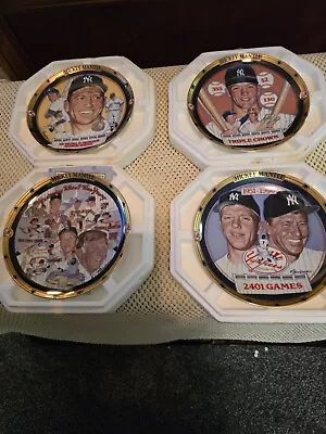 Mickey Mantle Collector Plates • $17.99