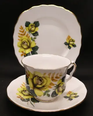 Vintage Queen Anne By Ridgway Potteries Ltd #8291 Trio- Cup Saucer & Side Plate • $44