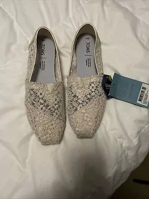 Toms Slip-On Classic Floral Lace Womens Shoes In Natural Size 8 W Boho NWT • $8.50