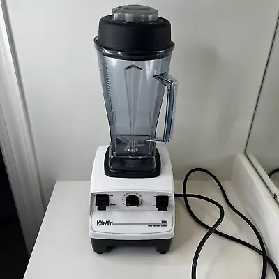 Vitamix Super 5000 Nutrition Center Blender W/ 64oz Container-CLEAN-Works Great- • $115