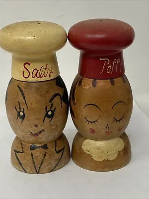 Vintage Wood Salty Peppy Chefs Salt And Pepper Shakers • $9