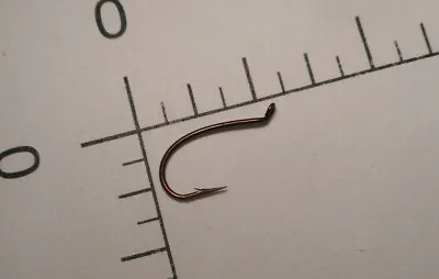 100 MUSTAD #8 Classic DRY Fly Tying Sproat Hooks 3X SHORT 2X FINE WIRE 3911 C • $11.99