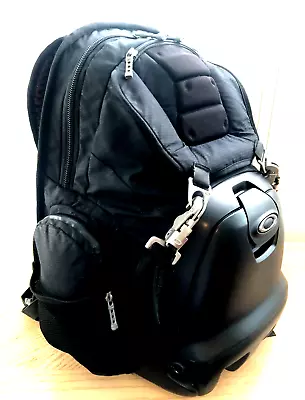 RARE OAKLEY LUNCH BOX BACKPACK  Black Tactical Field Gear AP Day Pack W/ Cooler • $527.99