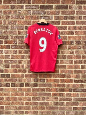 £49.99 • Buy Manchester United 2009/2010 Home Football Shirt - #9 Berbatov - Small