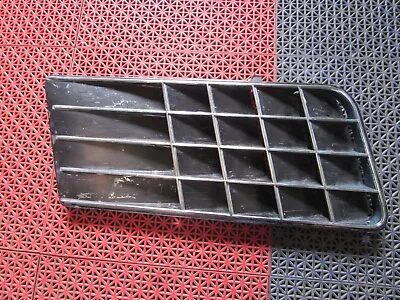 $199.99 • Buy 1971-1972 Corvette 3995017 Drivers Side Egg Crate Side Grille Used