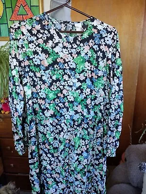 H & M Women's Maxi Dress Prairie Boho Cottage Mini Floral Oversized Sz S • $22.99